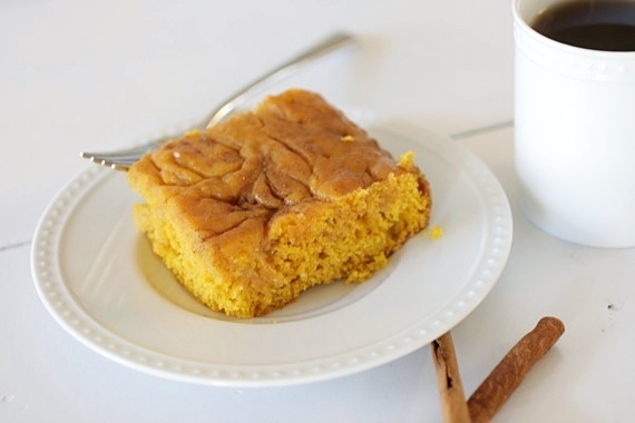 sticky pumpkin cinnamon cake