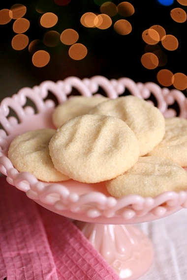 soft almond cookies 2