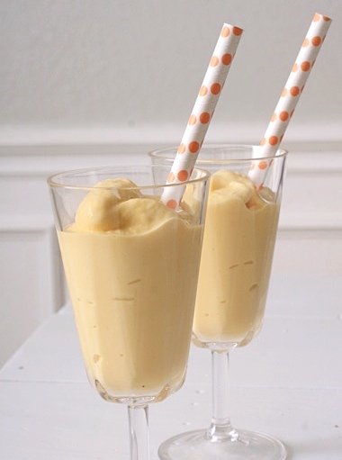 mango lassi