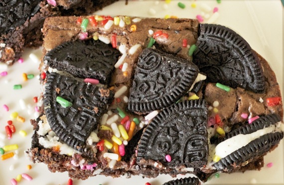 Oreo Funfetti Brownies 4