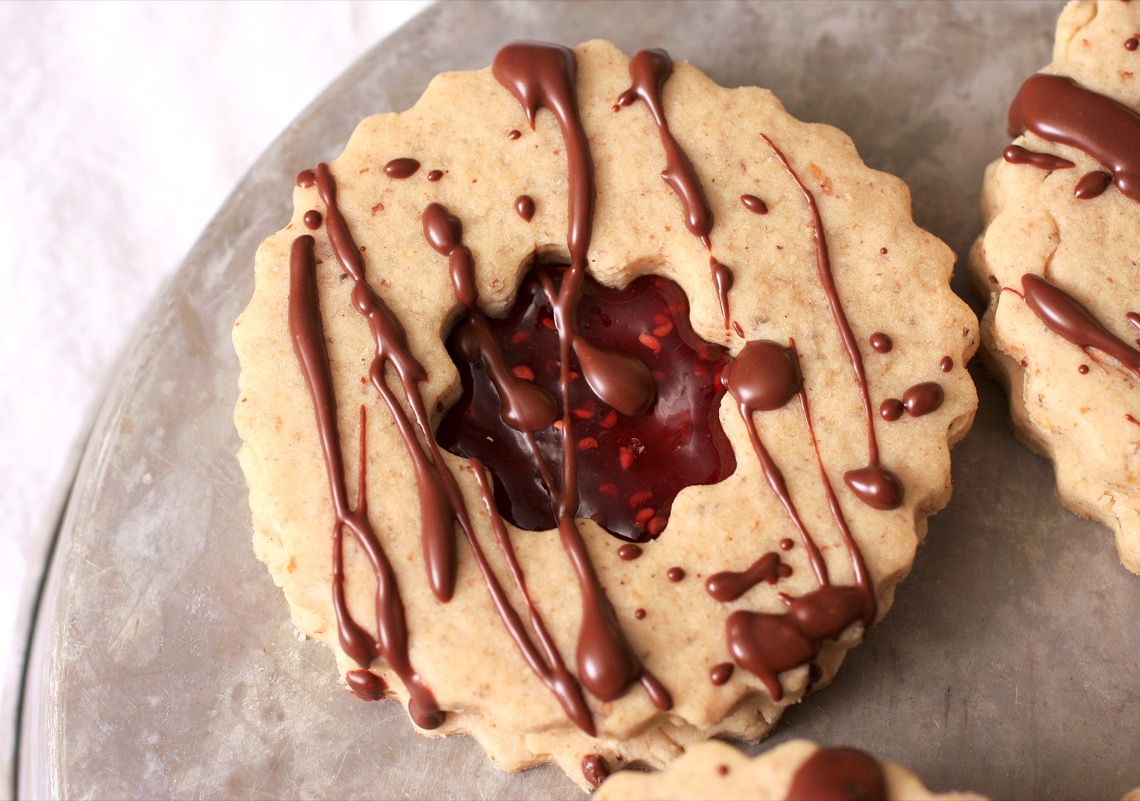 Chocolate-Raspberry Pecan Linzer Cookies 2