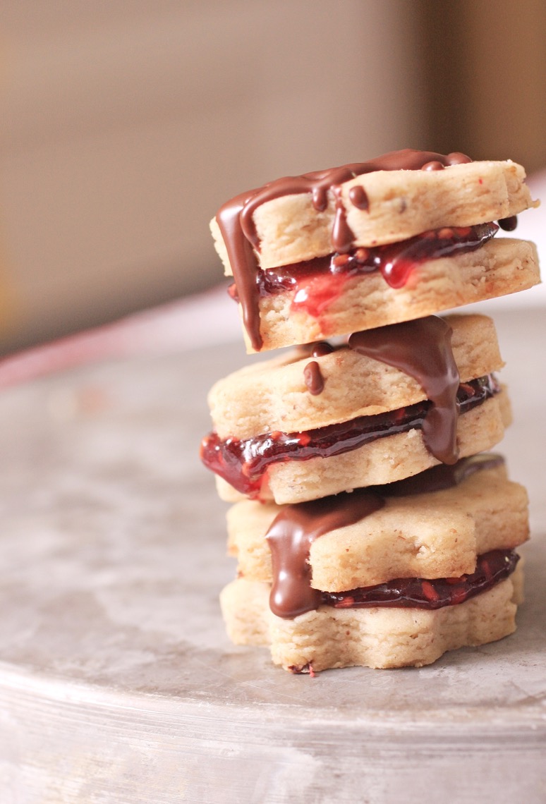 Chocolate-Raspberry Pecan Linzer Cookies 4