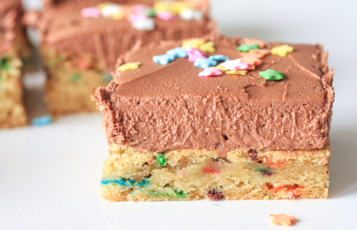 Sugar Cookie Bars with Fluffy Chocolate Frosting-2